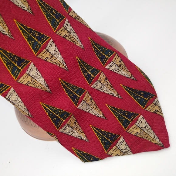 Vibrant Farah 100% Silk Red Geometric Pattern Foulard Necktie Men's Tie - Picture 5 of 11